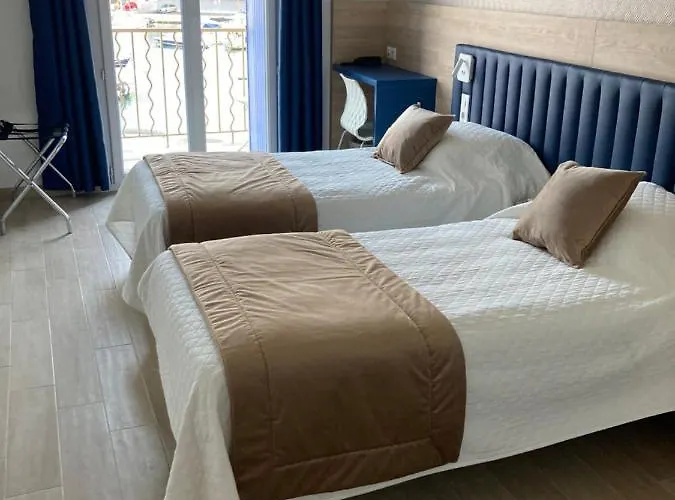 Le Golfe מלון 2*